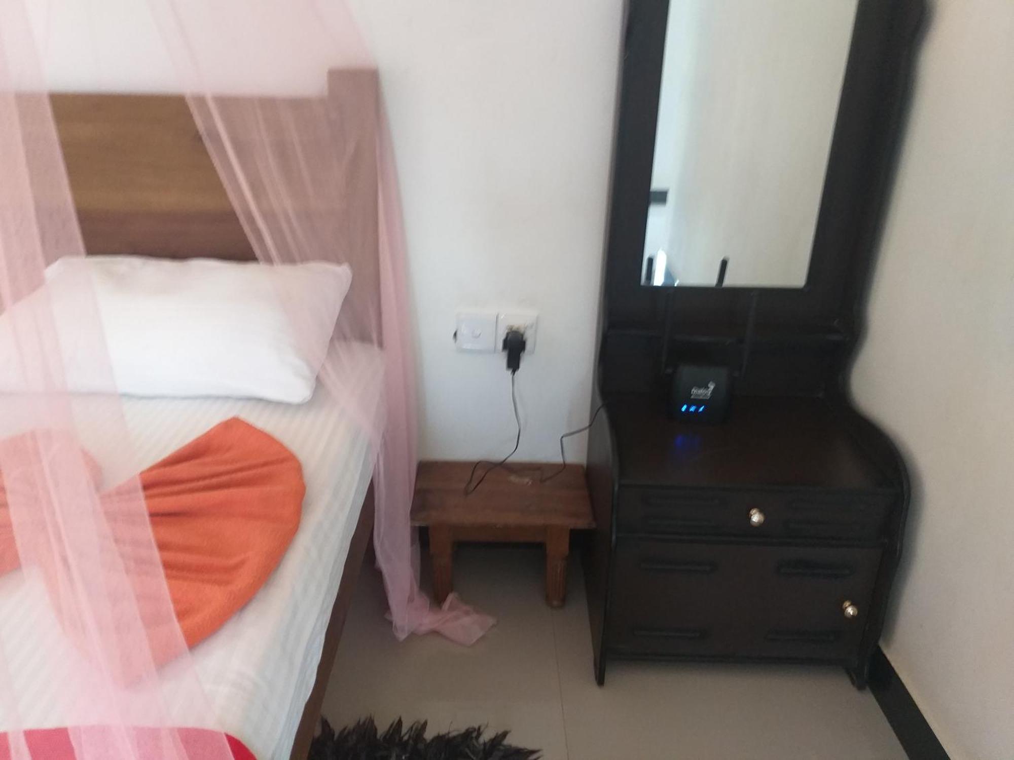 Nine Arch Araliya Homestay Ела Екстериор снимка